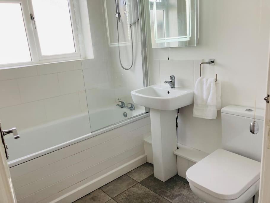 Welcoming Bungalow With Parking And Garden St Agnes  Εξωτερικό φωτογραφία